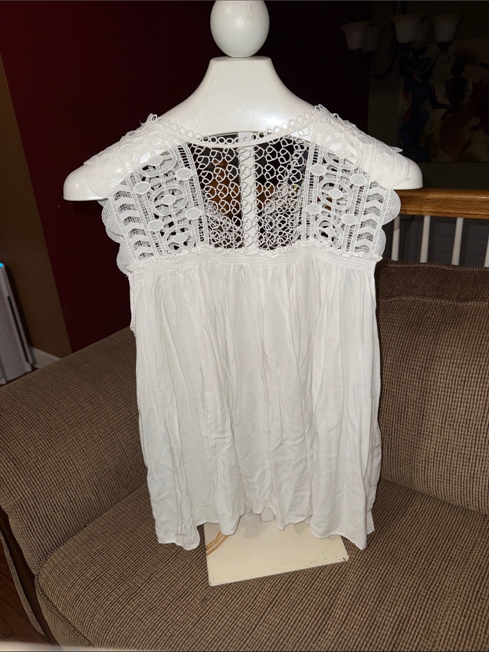 White Lace Yoke Sleeveless Women's Top